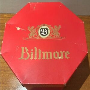 Biltmore Red Hat Box